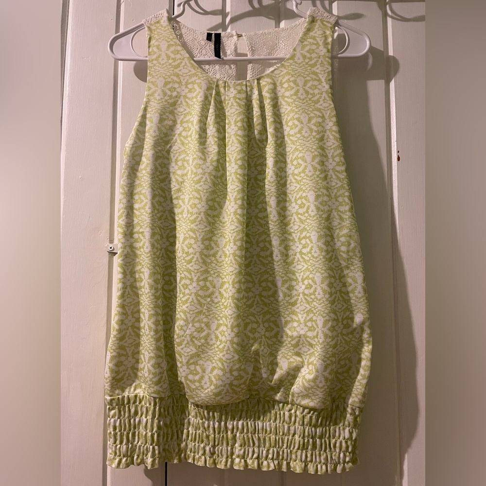 Maurice’s sleeveless blouse-medium NWOT